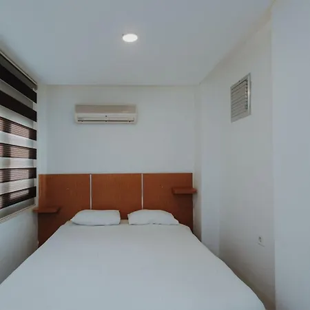 Otel Deniz 2*