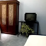 Deniz Hotel 2*