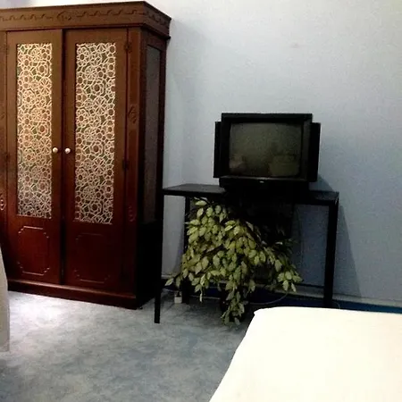 Deniz 호텔 2*