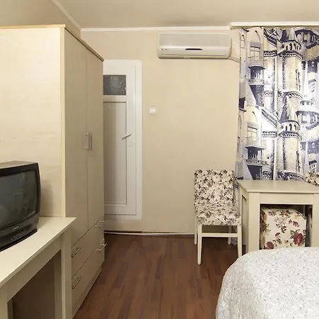 Deniz 호텔 2*